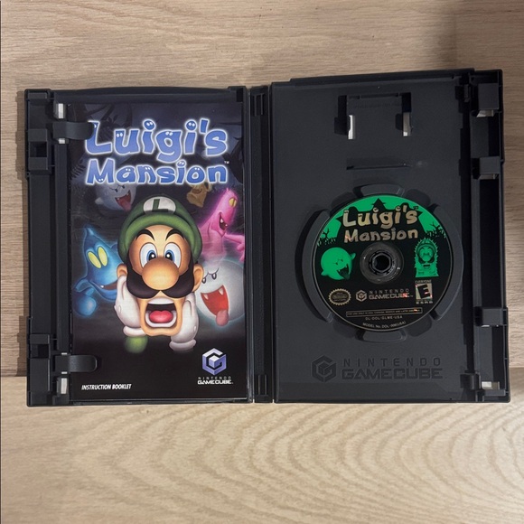 Nintendo GameCube Luigi's Mansion - Black and Green CIB - Picture 2 of 4